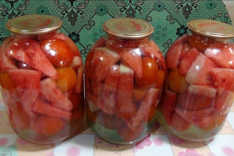 Pickled Watermelon with Tomatoes for Winter