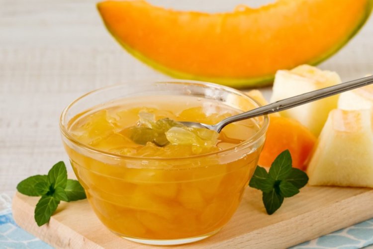 Mermelada de melón con naranja para el invierno