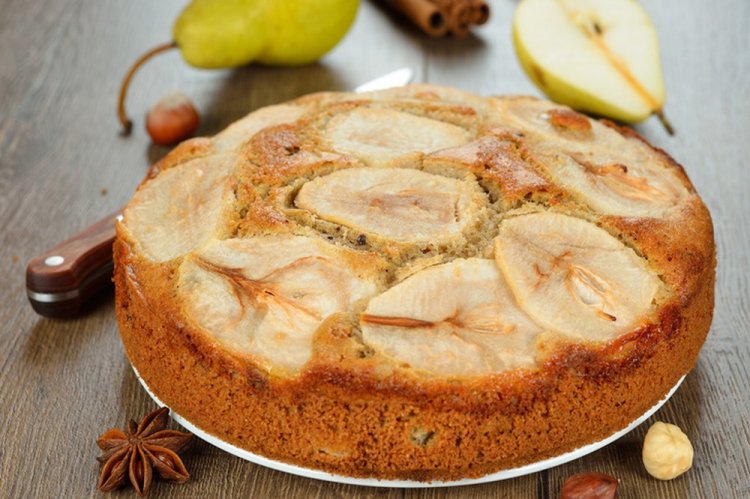 Pear Pie with Wine