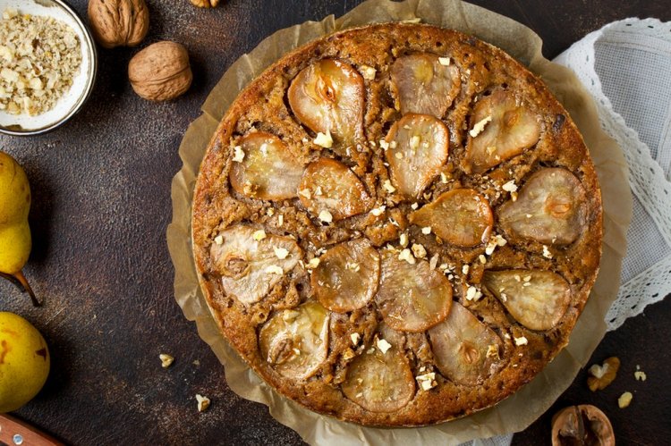 Pear Pie with Nuts