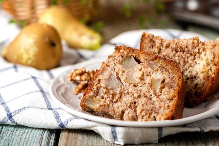 Lenten Pear and Oatmeal Pie