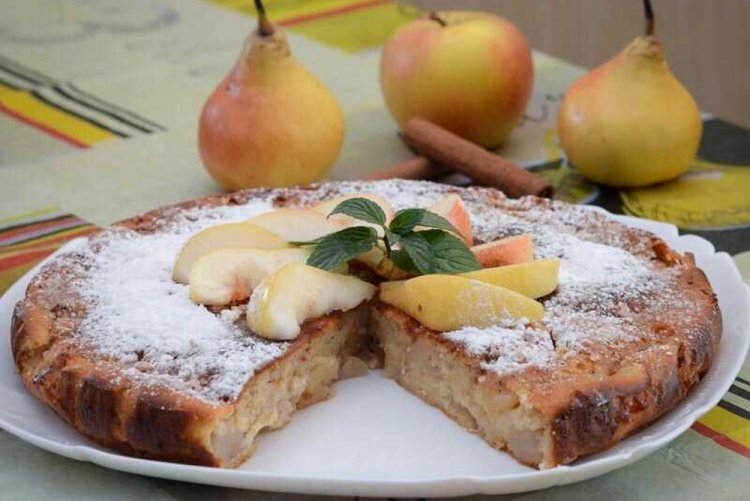 Sour Cream Pear Pie