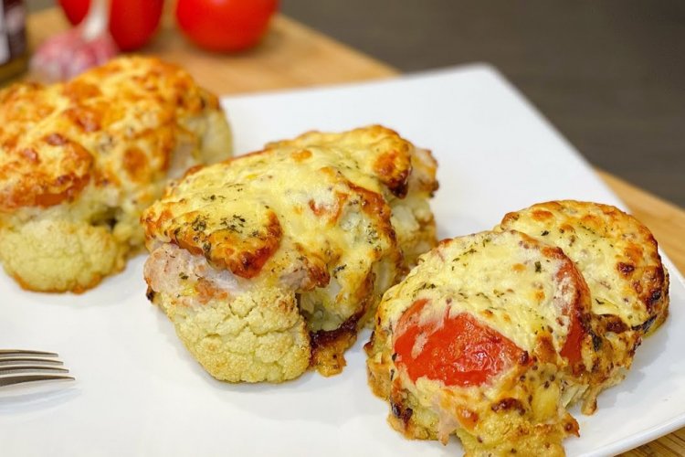Cauliflower Steaks with Minced Meat