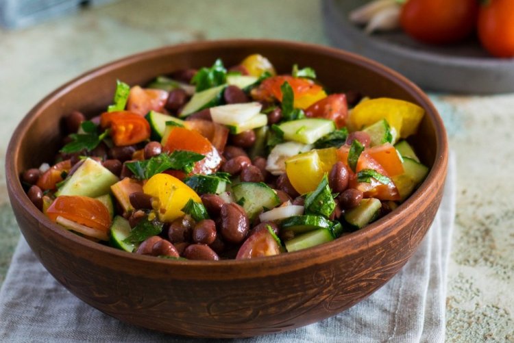 Fresh and Roasted Vegetable Salad