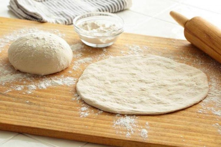 Thin Pizza Dough with Kefir