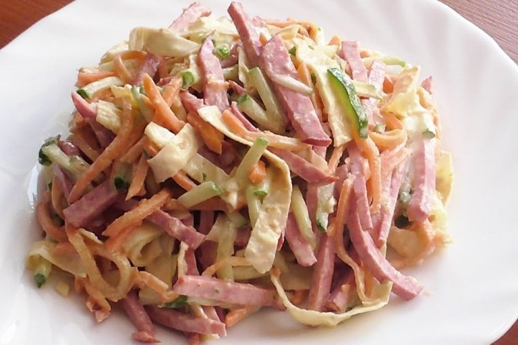 Salad with Pancakes and Smoked Sausage