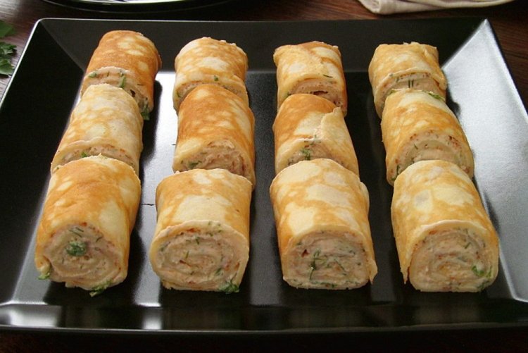Pancake Rolls with Capelin Roe and Avocado
