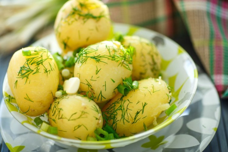 Steamed Potatoes