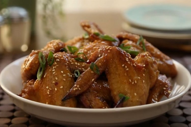 Pollo picante con cebolla al estilo coreano