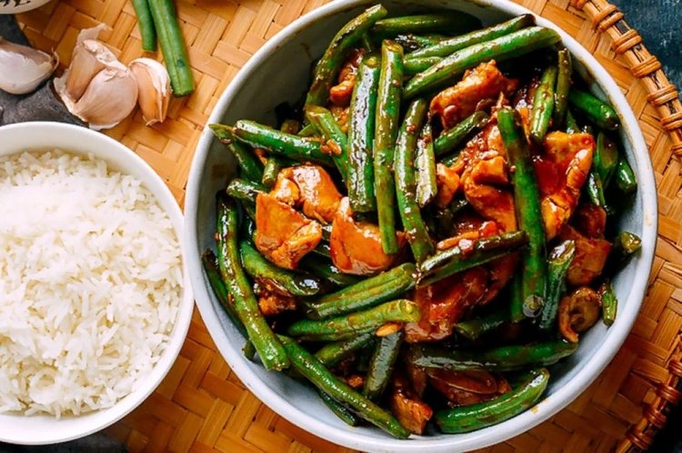 Pollo con judías verdes al estilo coreano