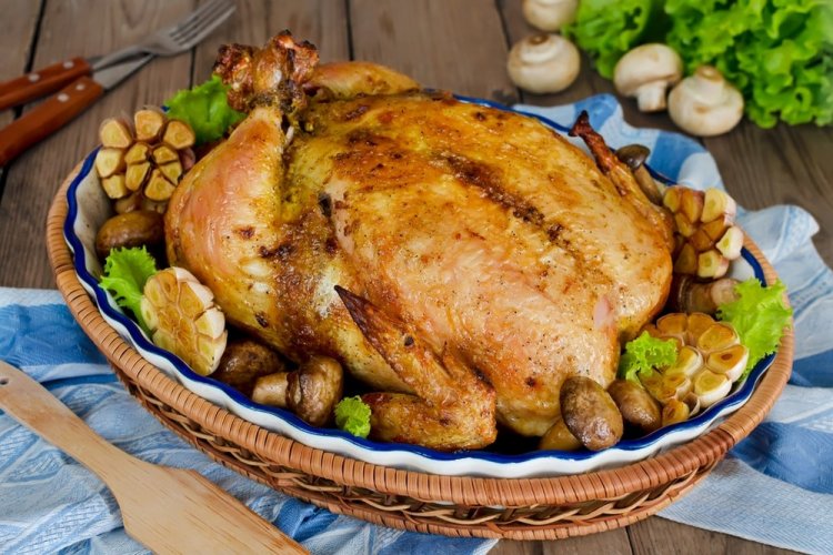 Pollo con arroz y champiñones en salsa de miel y soja