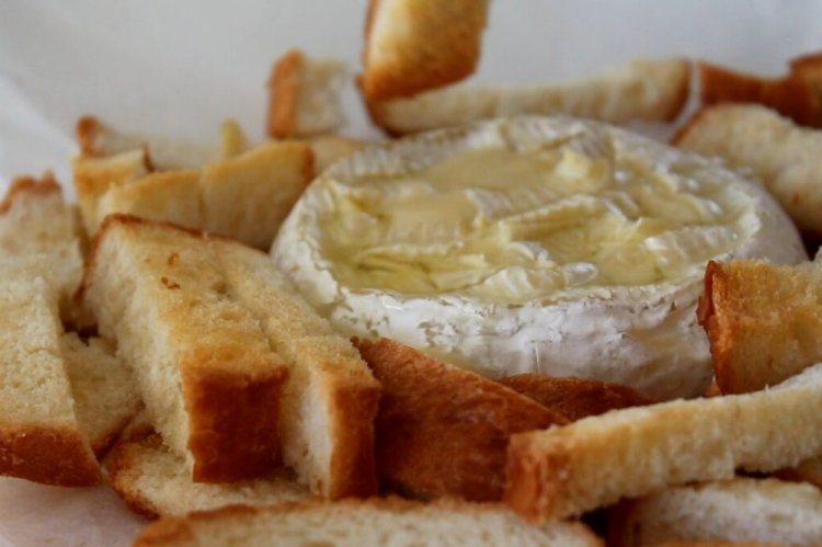 Brie Cheese with Croutons in the Oven