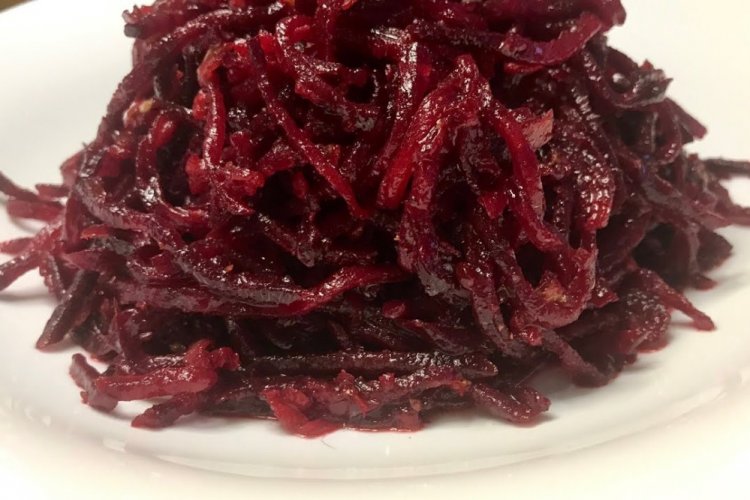Korean-Style Beets with Onions
