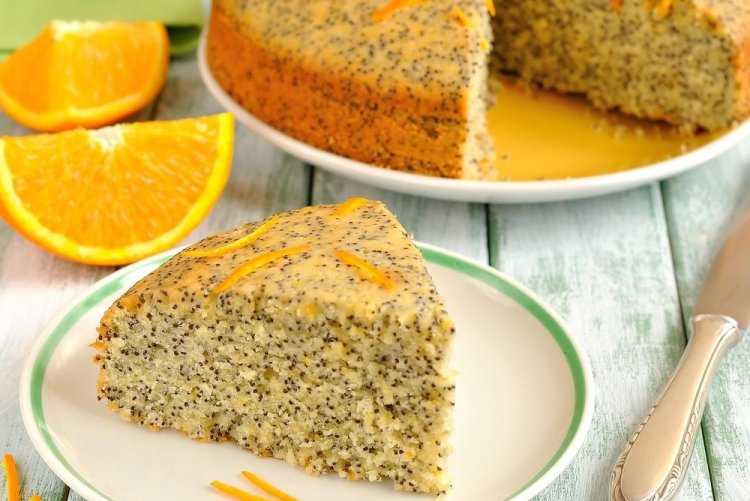 Pastel de naranja con semillas de amapola