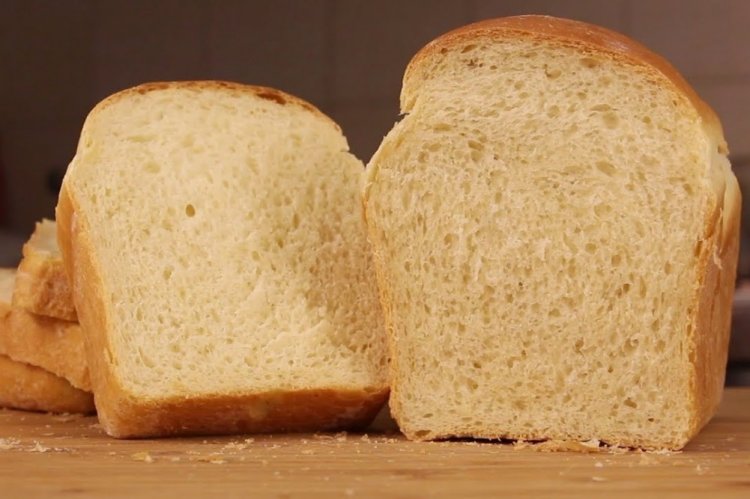 Pan blanco casero sin huevos