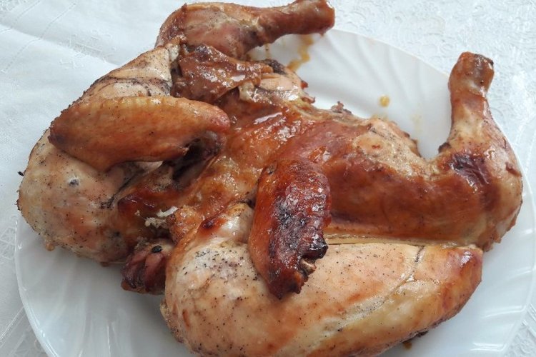 Pollo en salsa de miel y mostaza en bolsa para asar