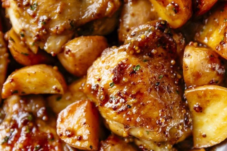 Pollo con patatas en salsa de miel y mostaza