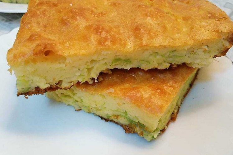 Pastel de repollo con crema agria