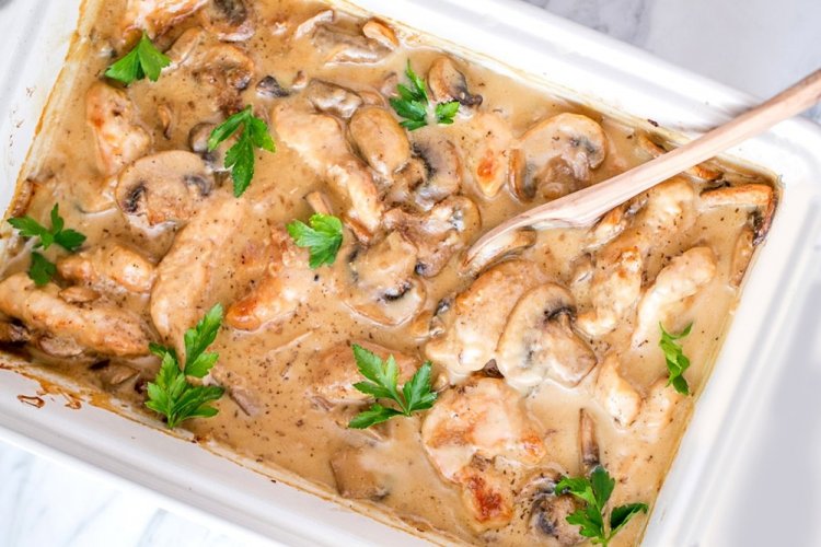 Chicken Fillet with Mushrooms and Cream in the Oven