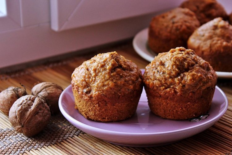 Healthy Oatmeal Muffins