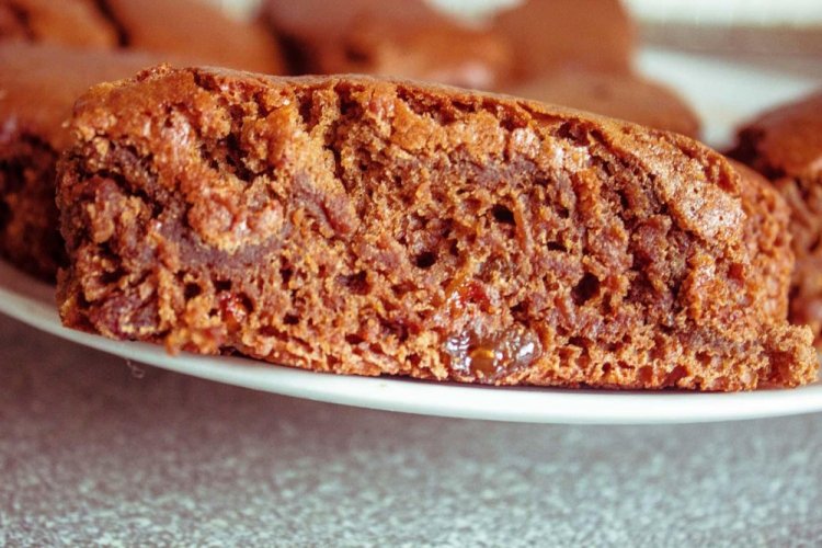 Healthy Honey Gingerbread