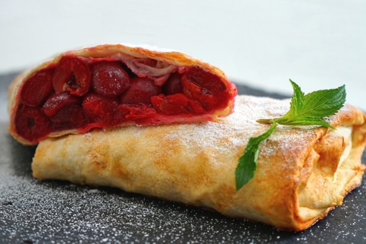 Lazy Lavash Pies with Cherries