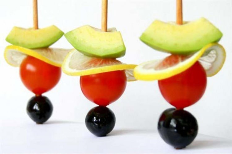Avocado and Tomato Canapés on Skewers
