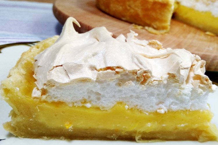 Layered Orange Cake with Meringue