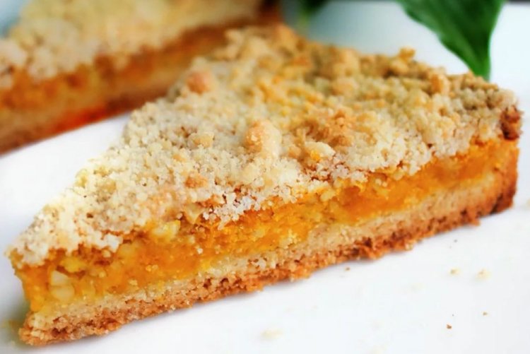 Crumbly Orange-Pumpkin Pie