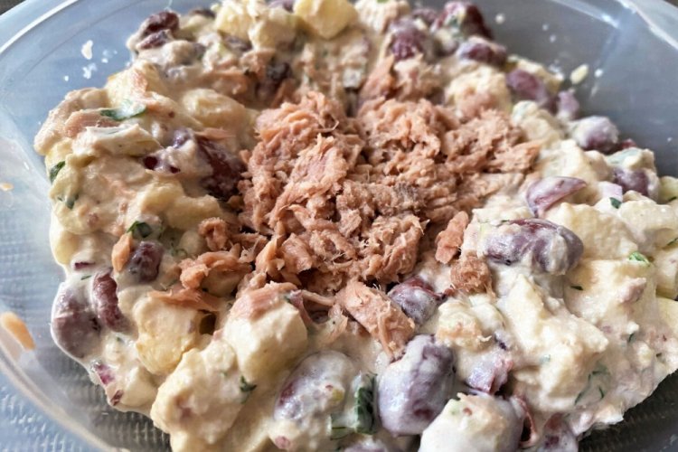 Tuna, Bean, and Apple Salad