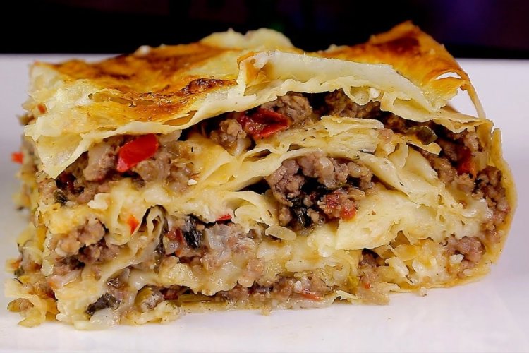Lavash Pie with Meat and Vegetables