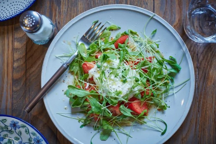 Salad with Tomatoes, Strawberries, and Stracciatella