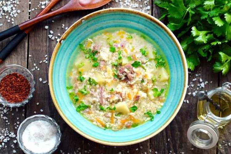 Soup with Stewed Meat, Millet, and Egg