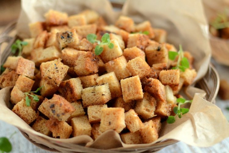 Classic Croutons without Additives
