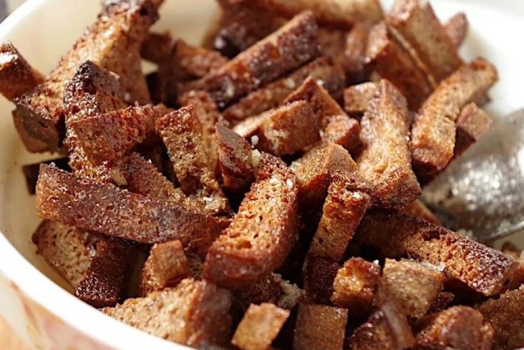 Rye Bread Croutons with Mustard and Sour Cream