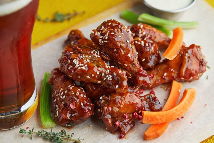 Chicken Wings in Peanut Glaze