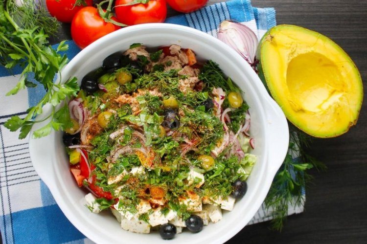 Salad with Avocado, Tuna, and Feta Cheese