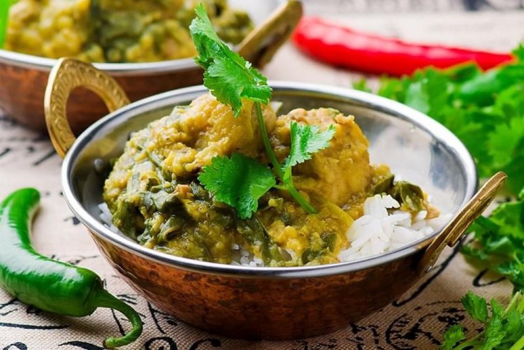 Chicken Curry with Spinach