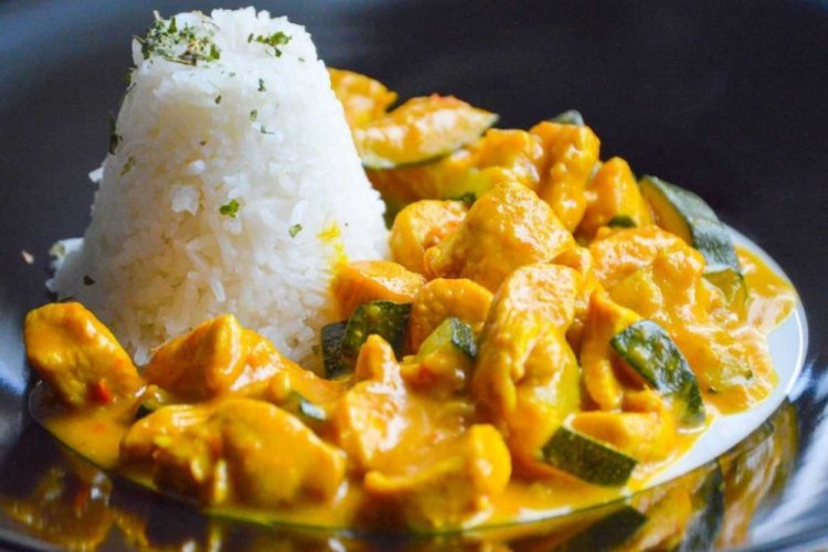 Chicken Curry with Pickles and Sour Cream