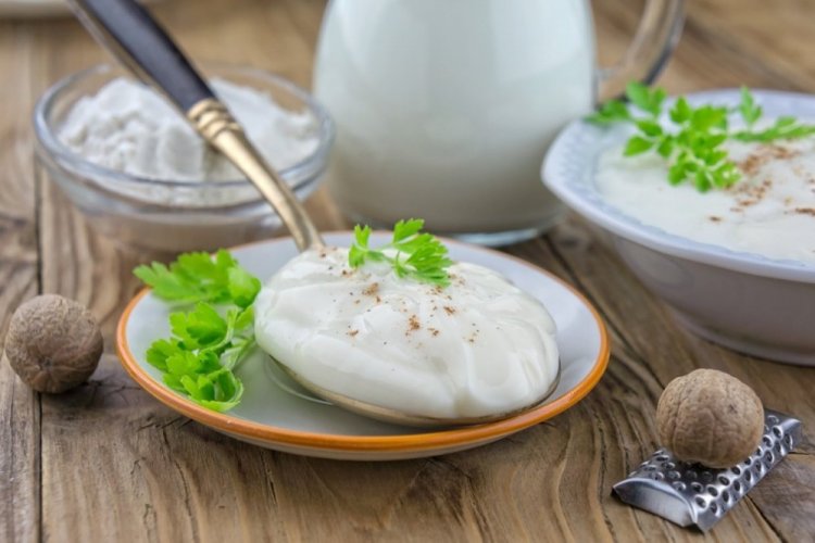 Béchamel Sauce with Milk