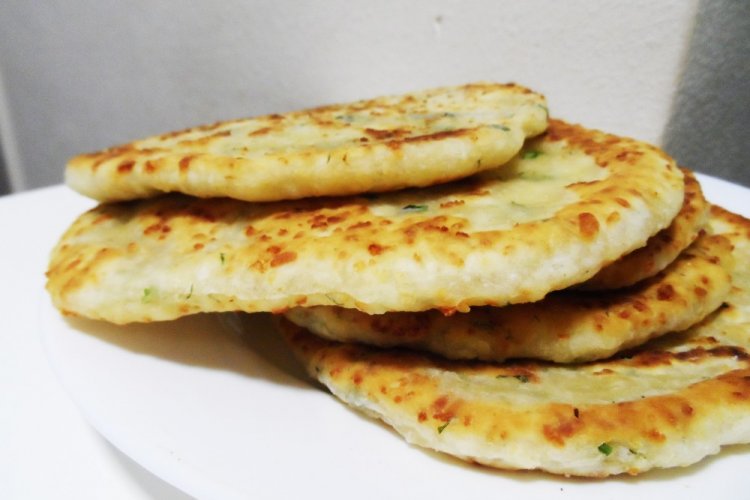 Flatbreads with Herbs and Milk