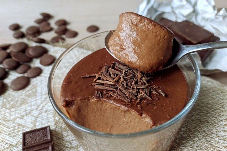 Chocolate Pudding with Milk