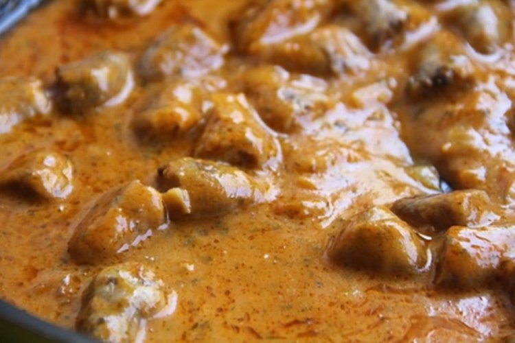 Goulash with Chicken Necks and Hearts