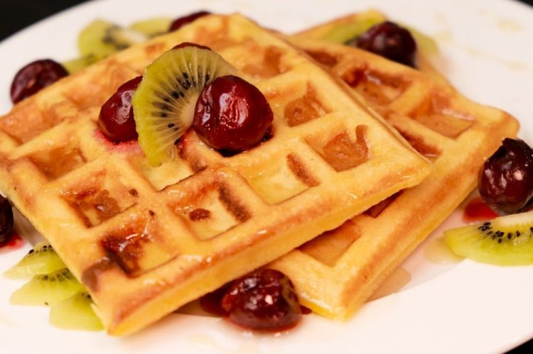 Cottage Cheese Waffles with Corn Flour