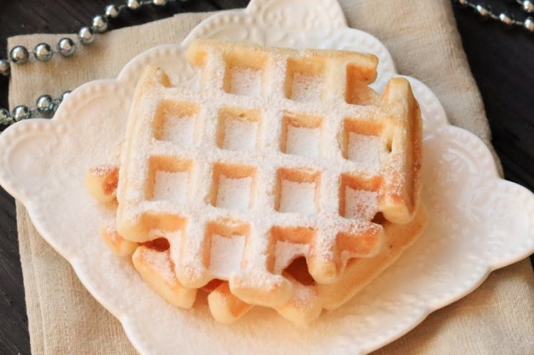 Healthy Cottage Cheese Waffles in a Waffle Maker