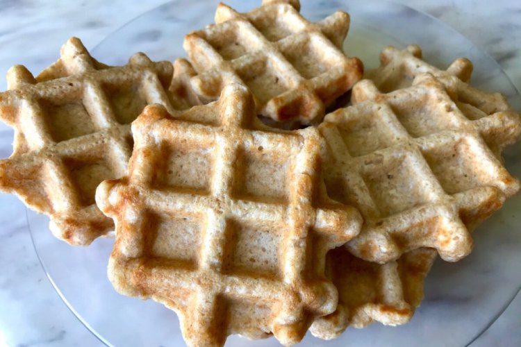 Cottage Cheese Waffles with Coconut Flour