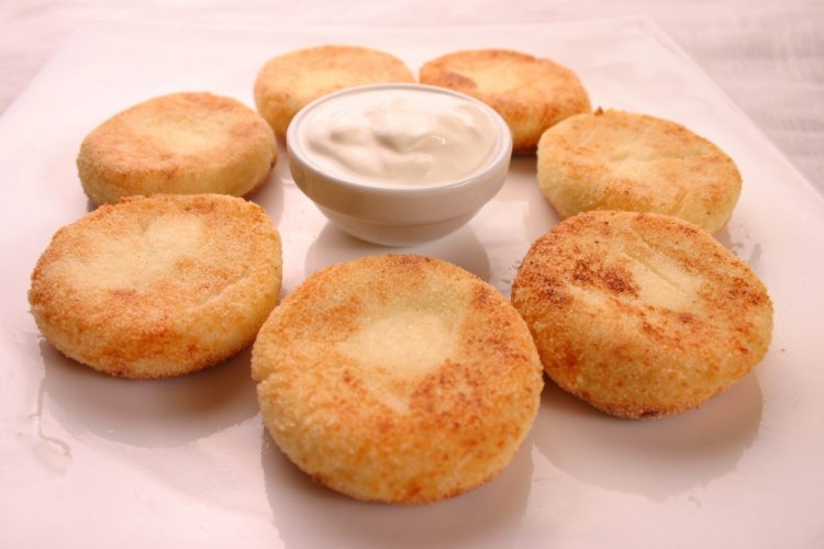 Syrniki with Semolina in the Oven