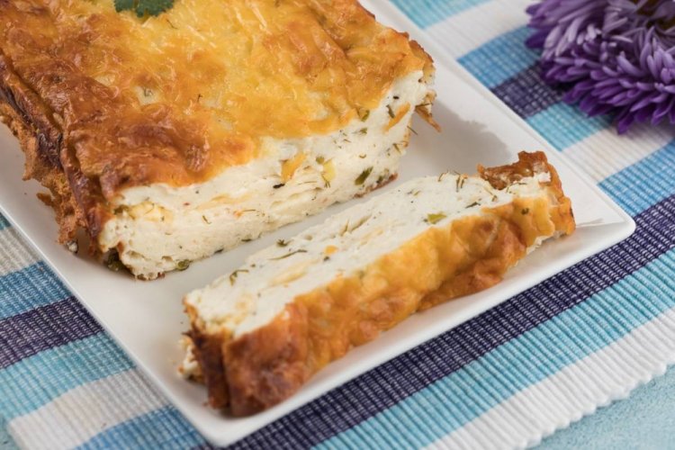 Cazuela de requesón con pollo sin sémola