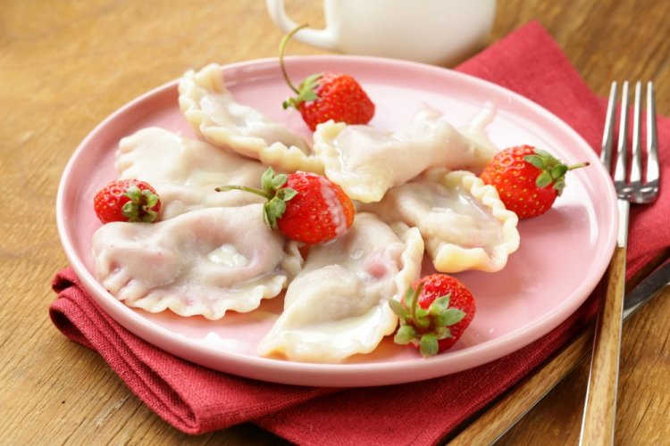 Strawberry Vareniki with Boiling Water Dough