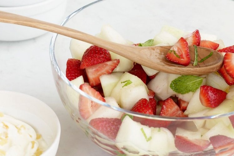 Ensalada de fresas y melón